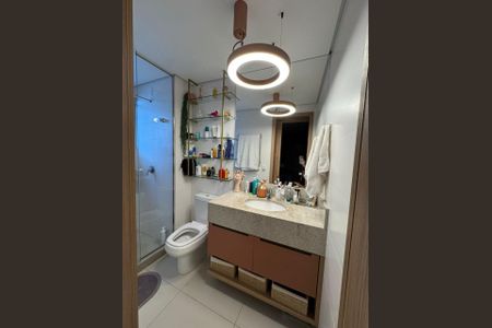 Apartamento à venda com 123m², 2 quartos e 2 vagas Apartamento à venda com 123m², 2 quartos e 2 vagasBanheiro Social