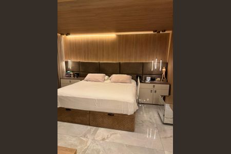 Apartamento à venda com 123m², 2 quartos e 2 vagas Apartamento à venda com 123m², 2 quartos e 2 vagasSuíte