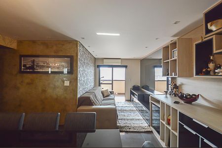 Apartamento à venda com 190m², 3 quartos e 3 vagas Apartamento à venda com 190m², 3 quartos e 3 vagasSala