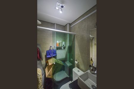 Apartamento à venda com 190m², 3 quartos e 3 vagas Apartamento à venda com 190m², 3 quartos e 3 vagasBanheiro