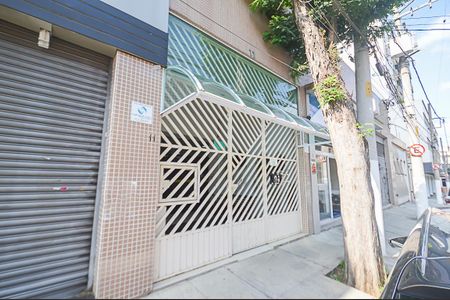 Apartamento à venda com 190m², 3 quartos e 3 vagas Apartamento à venda com 190m², 3 quartos e 3 vagasFachada e portaria