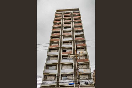 Studio para alugar com 27m², 1 quarto e 1 vaga Studio para alugar com 27m², 1 quarto e 1 vagaFachada