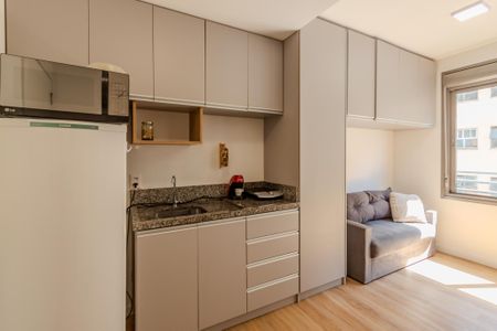 Studio para alugar com 27m², 1 quarto e 1 vaga Studio para alugar com 27m², 1 quarto e 1 vagaCozinha