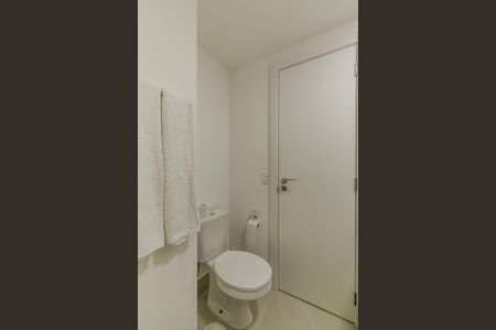 Studio para alugar com 27m², 1 quarto e 1 vaga Studio para alugar com 27m², 1 quarto e 1 vagaBanheiro