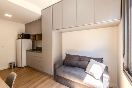 Studio para alugar com 27m², 1 quarto e 1 vaga Studio para alugar com 27m², 1 quarto e 1 vagaSala/Quarto