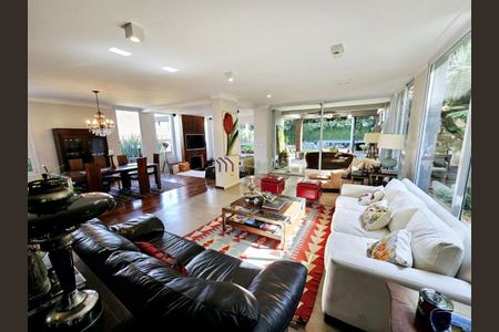 Casa à venda com 444m², 4 quartos e 2 vagas