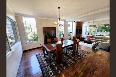 Casa à venda com 444m², 4 quartos e 2 vagas