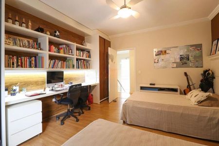 Casa à venda com 350m², 3 quartos e 4 vagas