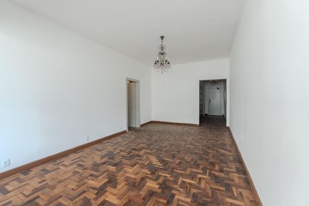 Apartamento para alugar com 126m², 3 quartos e sem vaga Apartamento para alugar com 126m², 3 quartos e sem vagaSala
