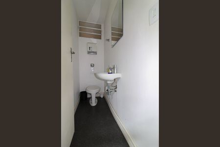 Casa à venda com 500m², 5 quartos e 2 vagas Casa à venda com 500m², 5 quartos e 2 vagasLavabo 2