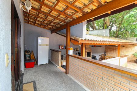 Casa à venda com 500m², 5 quartos e 2 vagas Casa à venda com 500m², 5 quartos e 2 vagasÁrea gourmet