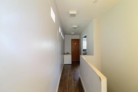 Casa à venda com 500m², 5 quartos e 2 vagas Casa à venda com 500m², 5 quartos e 2 vagasCorredor - Terreo