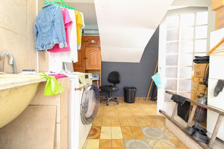 Casa à venda com 500m², 5 quartos e 2 vagas Casa à venda com 500m², 5 quartos e 2 vagasÁrea comum Salão de Festas