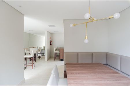 Apartamento à venda com 55m², 2 quartos e 1 vaga Apartamento à venda com 55m², 2 quartos e 1 vagaÁrea comum - Salão de festas