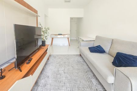 Sala de apartamento para alugar com 2 quartos, 85m² em Jardim Tejereba, Guarujá