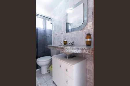 Apartamento à venda com 175m², 4 quartos e 2 vagas Apartamento à venda com 175m², 4 quartos e 2 vagasCobertura - Banheiro social 2