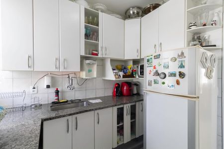 Apartamento à venda com 175m², 4 quartos e 2 vagas Apartamento à venda com 175m², 4 quartos e 2 vagasCozinha