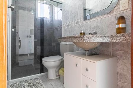 Apartamento à venda com 175m², 4 quartos e 2 vagas Apartamento à venda com 175m², 4 quartos e 2 vagasCobertura - Banheiro social 2