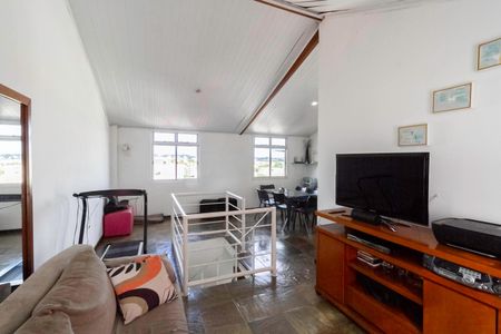 Apartamento à venda com 175m², 4 quartos e 2 vagas Apartamento à venda com 175m², 4 quartos e 2 vagasCobertura - Sala 2