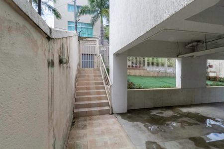 Apartamento à venda com 175m², 4 quartos e 2 vagas Apartamento à venda com 175m², 4 quartos e 2 vagasEntrada