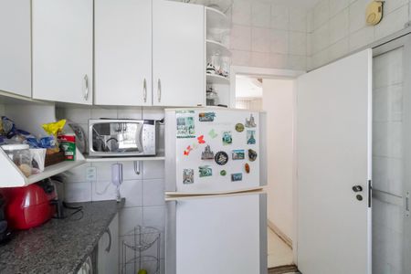 Apartamento à venda com 175m², 4 quartos e 2 vagas Apartamento à venda com 175m², 4 quartos e 2 vagasCozinha