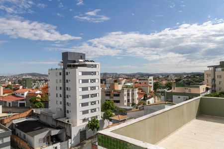 Apartamento à venda com 175m², 4 quartos e 2 vagas Apartamento à venda com 175m², 4 quartos e 2 vagasCobertura - Quarto 3 - Vista