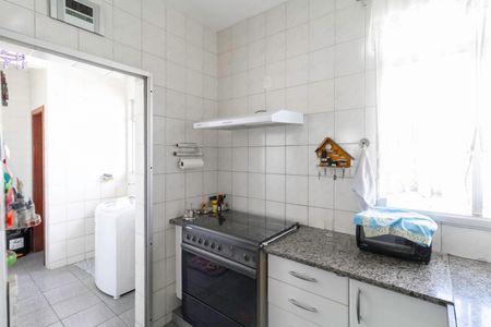 Apartamento à venda com 175m², 4 quartos e 2 vagas Apartamento à venda com 175m², 4 quartos e 2 vagasCozinha