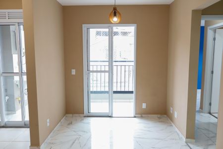 Apartamento para alugar com 55m², 2 quartos e 1 vaga Apartamento para alugar com 55m², 2 quartos e 1 vagaSala