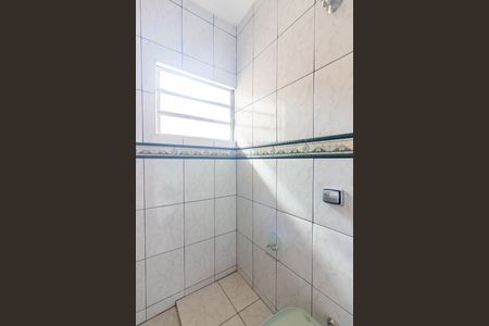 Casa à venda com 184m², 3 quartos e 2 vagas Casa à venda com 184m², 3 quartos e 2 vagasBanheiro