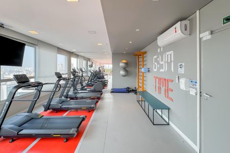 Studio para alugar com 27m², 1 quarto e sem vaga Studio para alugar com 27m², 1 quarto e sem vagaAcademia