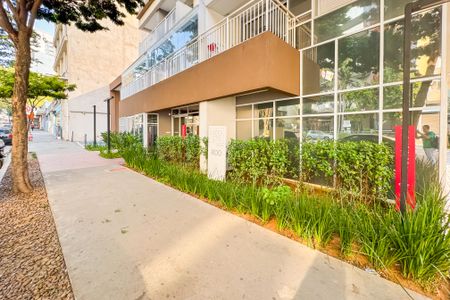 Studio para alugar com 27m², 1 quarto e sem vaga Studio para alugar com 27m², 1 quarto e sem vagaFachada