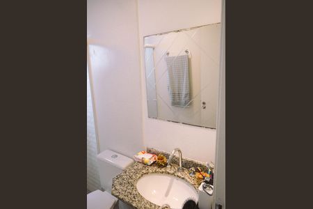 Apartamento à venda com 71m², 3 quartos e 1 vaga Apartamento à venda com 71m², 3 quartos e 1 vagaBanheiro Suíte