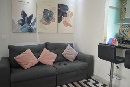 Apartamento à venda com 71m², 3 quartos e 1 vaga Apartamento à venda com 71m², 3 quartos e 1 vagaSala