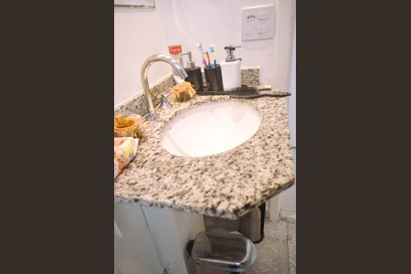 Apartamento à venda com 71m², 3 quartos e 1 vaga Apartamento à venda com 71m², 3 quartos e 1 vagaBanheiro Suíte