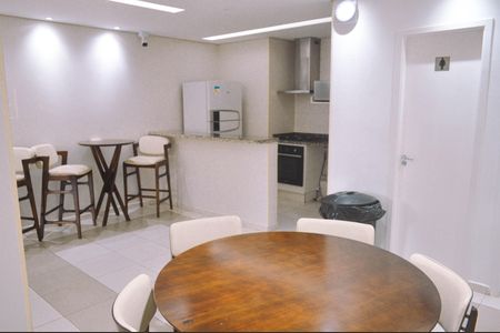 Apartamento à venda com 71m², 3 quartos e 1 vaga Apartamento à venda com 71m², 3 quartos e 1 vagaÁrea comum