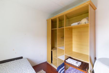 Casa à venda com 100m², 3 quartos e 4 vagas Casa à venda com 100m², 3 quartos e 4 vagasQuarto 2
