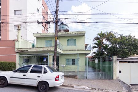 Casa à venda com 100m², 3 quartos e 4 vagas Casa à venda com 100m², 3 quartos e 4 vagasFachada e placa