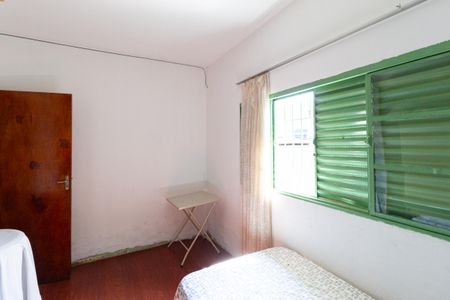 Casa à venda com 100m², 3 quartos e 4 vagas Casa à venda com 100m², 3 quartos e 4 vagasQuarto 2