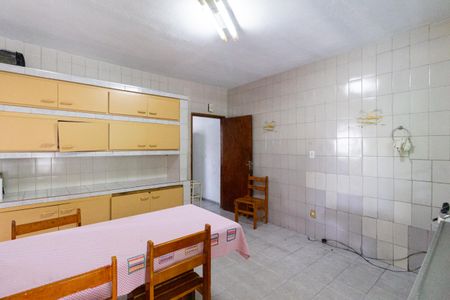 Casa à venda com 100m², 3 quartos e 4 vagas Casa à venda com 100m², 3 quartos e 4 vagasCozinha