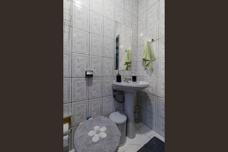 Casa à venda com 125m², 3 quartos e 2 vagas Casa à venda com 125m², 3 quartos e 2 vagasBanheiro