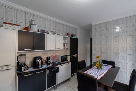 Casa à venda com 125m², 3 quartos e 2 vagas Casa à venda com 125m², 3 quartos e 2 vagasCozinha