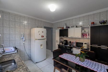 Casa à venda com 125m², 3 quartos e 2 vagas Casa à venda com 125m², 3 quartos e 2 vagasCozinha