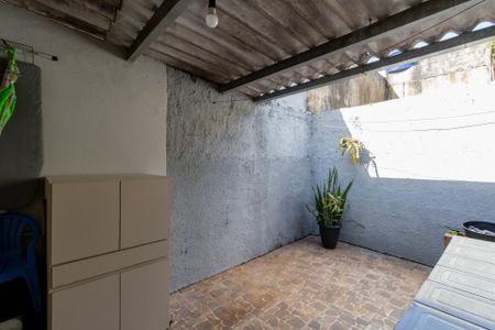Casa à venda com 125m², 3 quartos e 2 vagas Casa à venda com 125m², 3 quartos e 2 vagasÁrea de Serviço