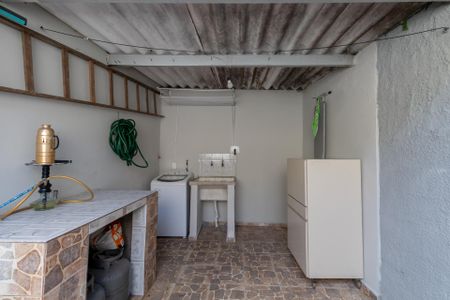 Casa à venda com 125m², 3 quartos e 2 vagas Casa à venda com 125m², 3 quartos e 2 vagasÁrea de Serviço