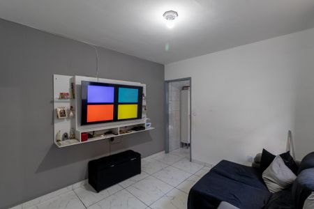 Casa à venda com 125m², 3 quartos e 2 vagas Casa à venda com 125m², 3 quartos e 2 vagasSala