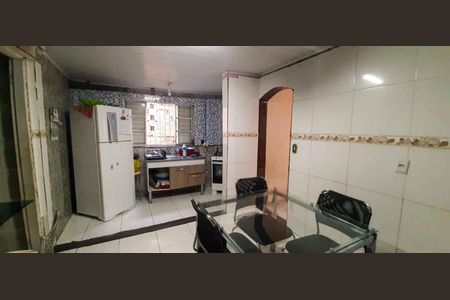 Casa à venda com 54m², 2 quartos e sem vaga Casa à venda com 54m², 2 quartos e sem vagaCozinha