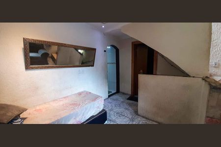 Casa à venda com 54m², 2 quartos e sem vaga Casa à venda com 54m², 2 quartos e sem vagaSala