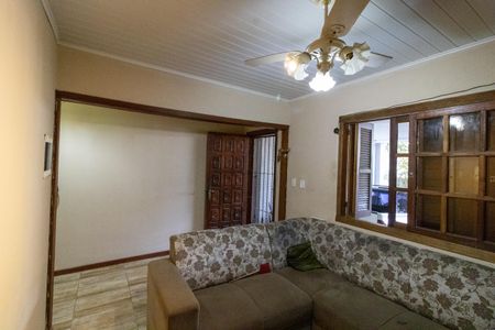 Casa à venda com 140m², 3 quartos e 3 vagas Casa à venda com 140m², 3 quartos e 3 vagasSala