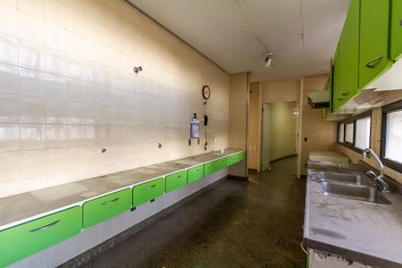 Apartamento para alugar com 373m², 3 quartos e 4 vagas Apartamento para alugar com 373m², 3 quartos e 4 vagasCozinha