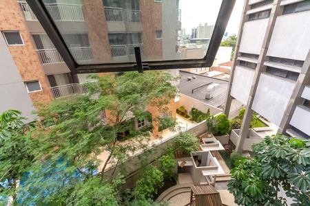 Apartamento para alugar com 373m², 3 quartos e 4 vagas Apartamento para alugar com 373m², 3 quartos e 4 vagasVista da Quarto de Serviço